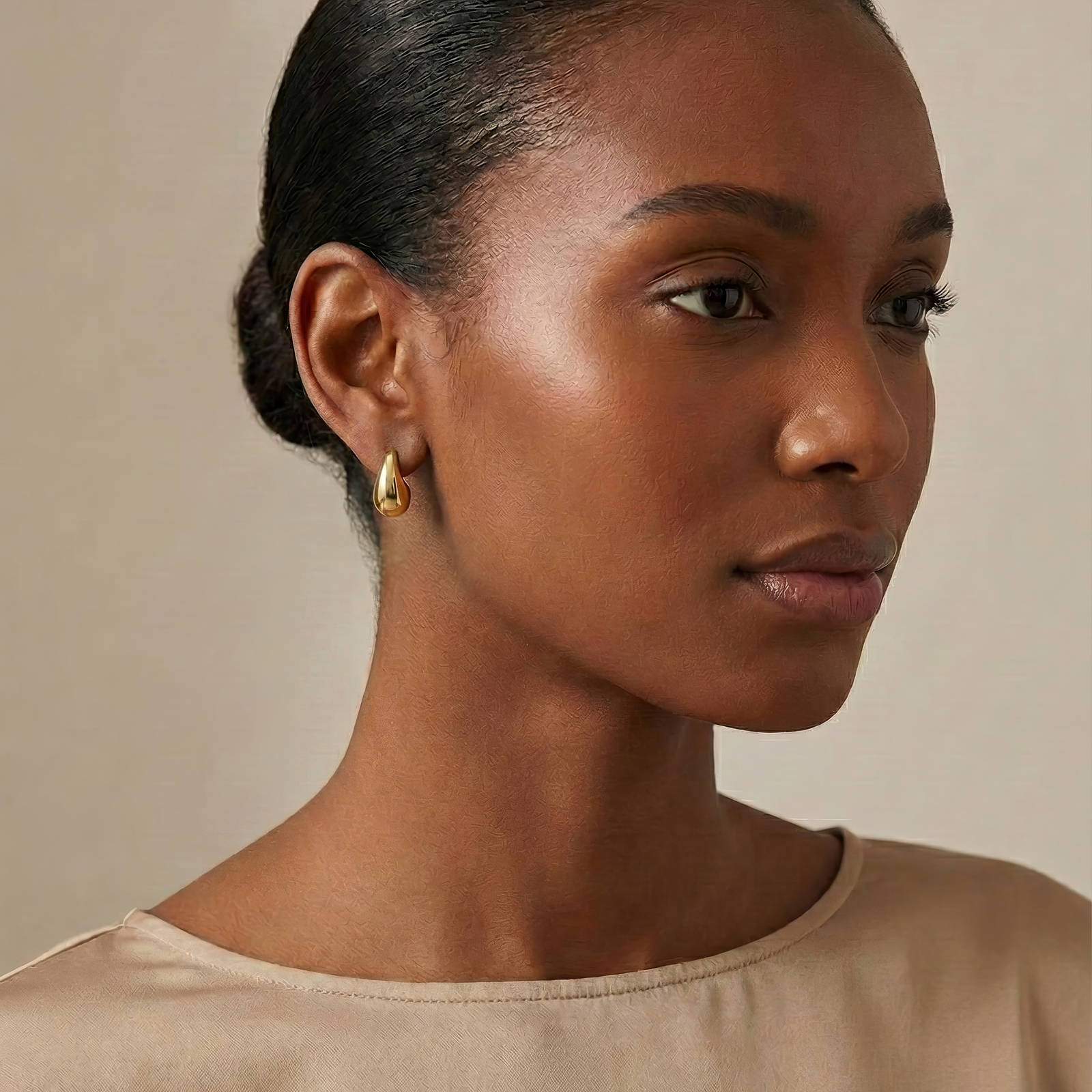 Teardrop Earrings Gold